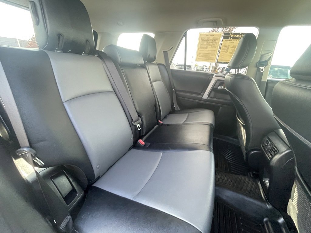 Used 2021 Toyota 4Runner SR5 Premium image 29