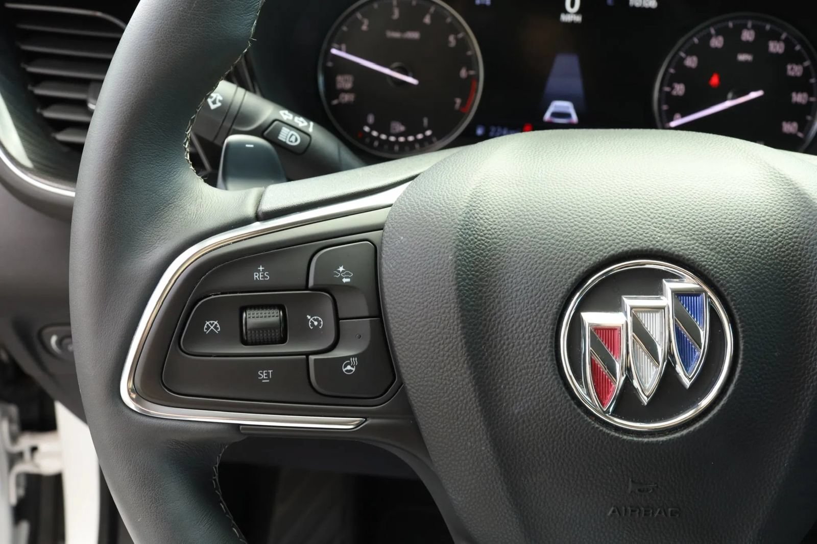 Used 2023 Buick Envision Essence AWD/4WD image 18