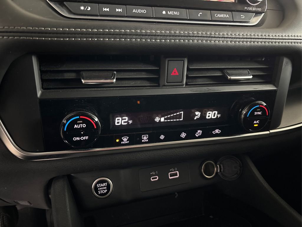 Used 2023 Nissan Rogue SV image 30