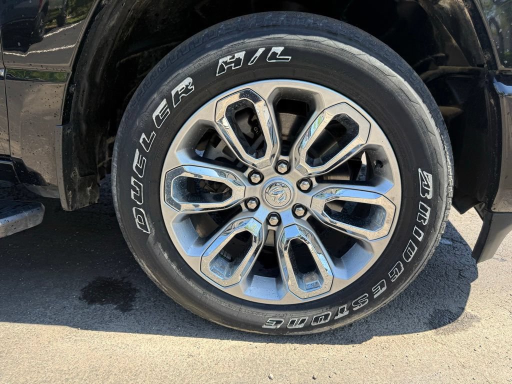 Used 2023 RAM 1500 Laramie AWD/4WD image 57