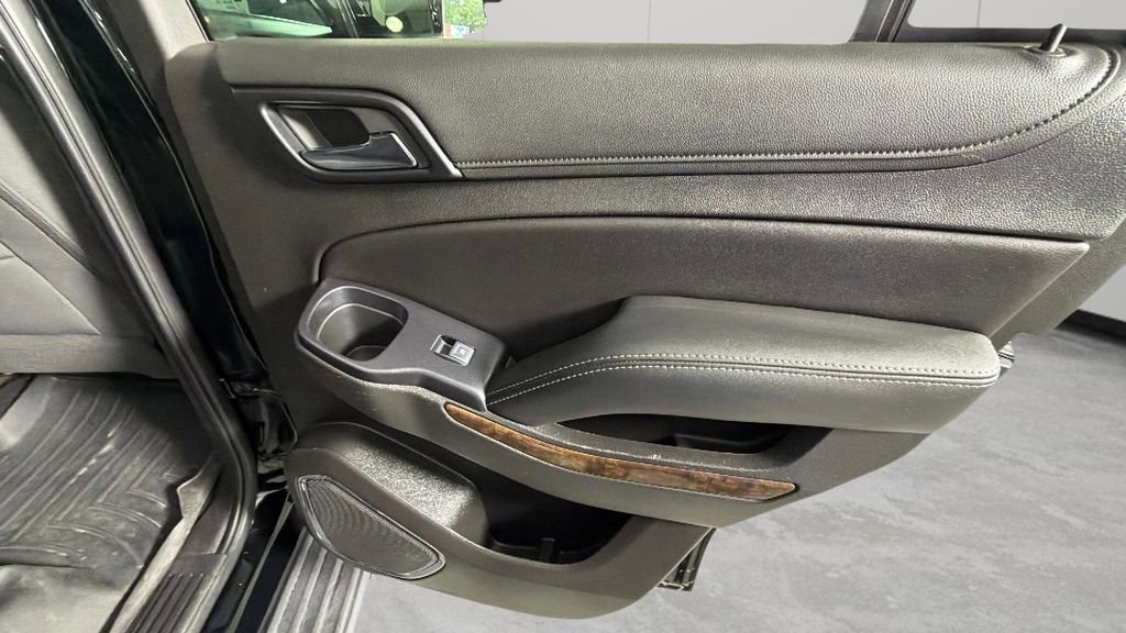 Used 2020 Chevrolet Tahoe 2WD image 31