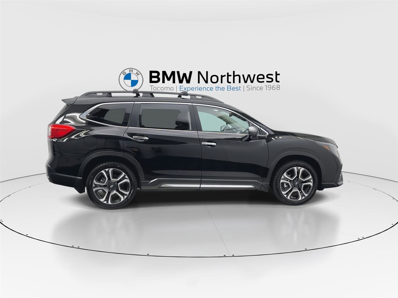Used 2023 Subaru Ascent Touring w/ Popular Package #2A AWD/4WD image 4
