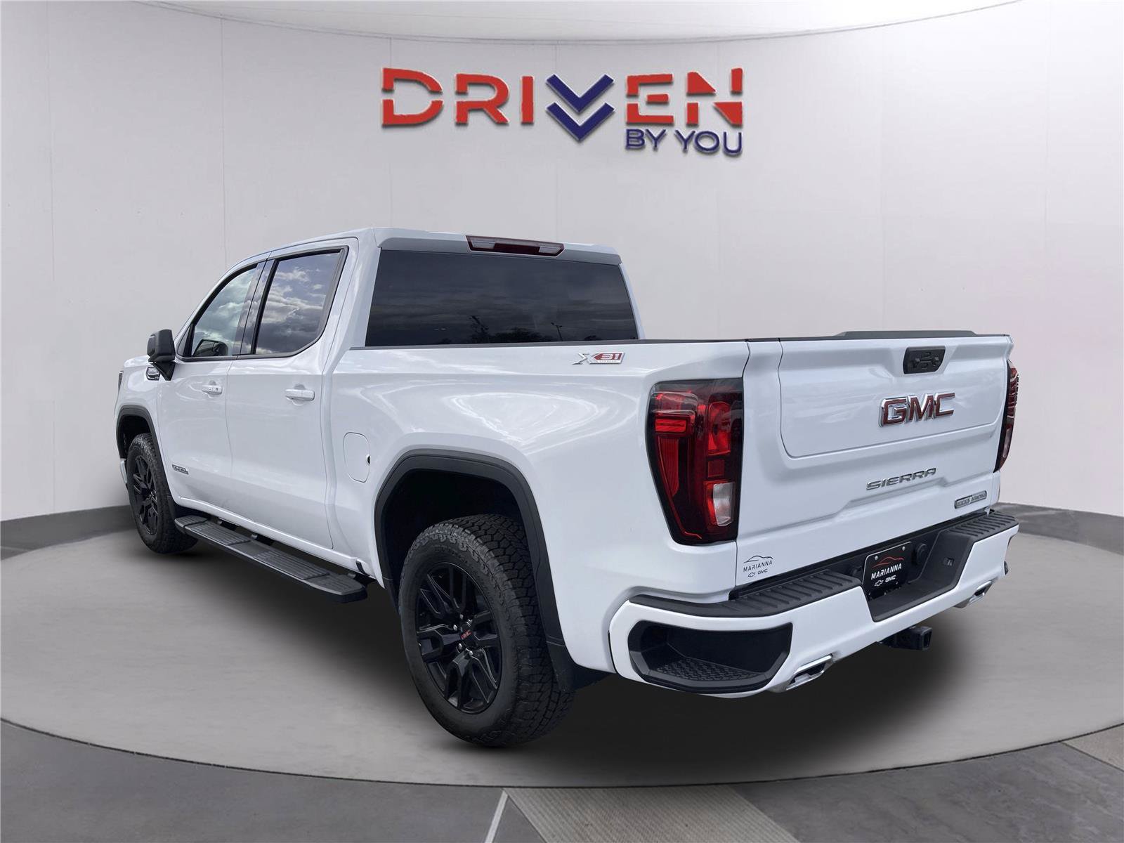 New 2026 GMC Sierra 1500 Elevation w/ X31 Off-Road Package AWD/4WD image 7