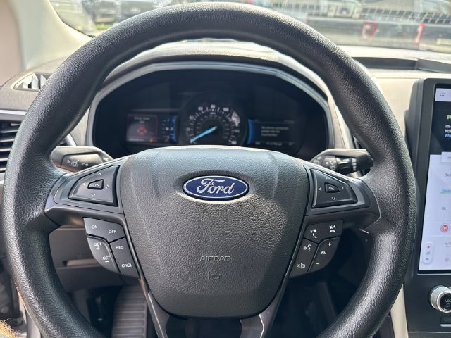 Used 2023 Ford Edge SE w/ Black Appearance Package AWD/4WD image 23