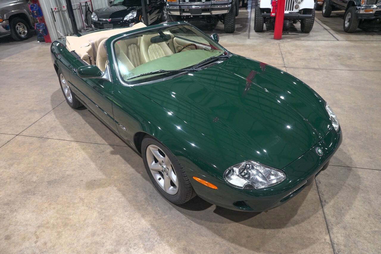 Used 2000 Jaguar XK8 Convertible RWD image 14