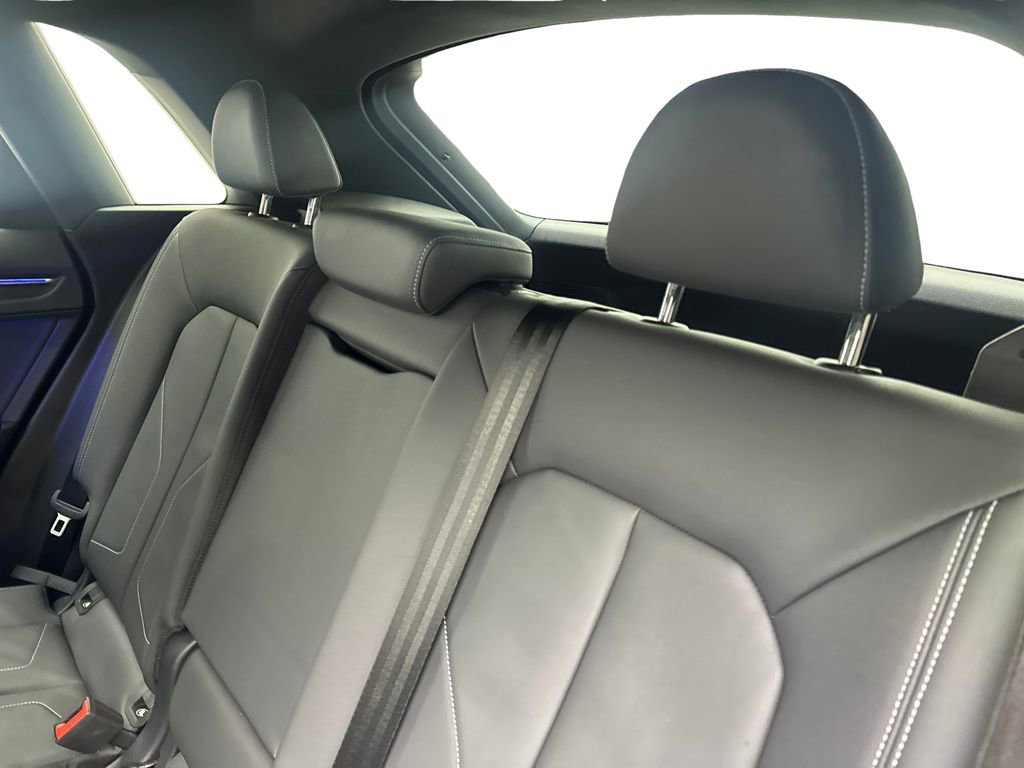Used 2024 Audi Q3 2.0T Premium Plus w/ Premium Plus Package image 35