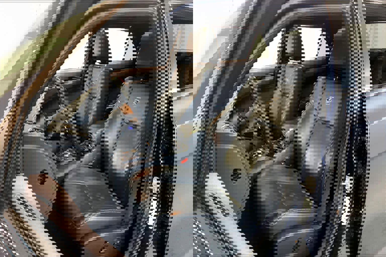 Used 2019 Chrysler 300 S w/ 300S Premium Group image 7