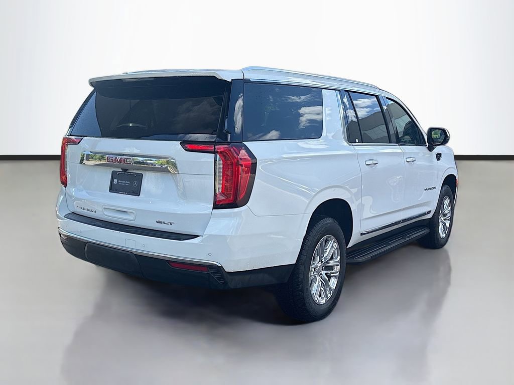 Used 2024 GMC Yukon XL SLT w/ SLT Luxury Package RWD image 3