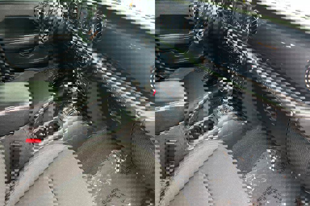 Used 2022 Jeep Wrangler Unlimited Sport image 16