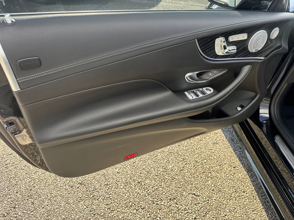 Used 2018 Mercedes-Benz E 400 E 400 image 17