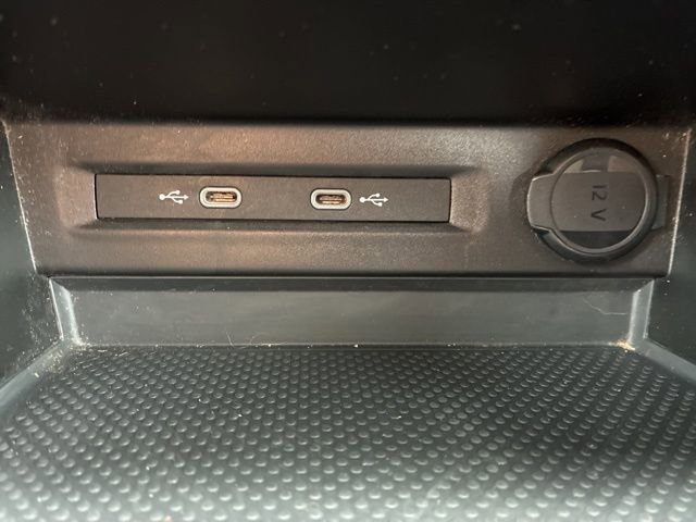 Used 2022 Volkswagen Taos S image 27