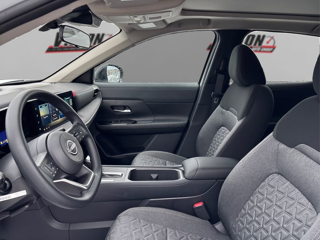 New 2026 Nissan Kicks SV w/ SV Premium Package image 9