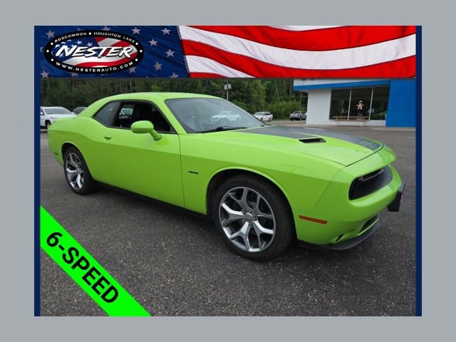 Used 2015 Dodge Challenger R/T Plus RWD image 1