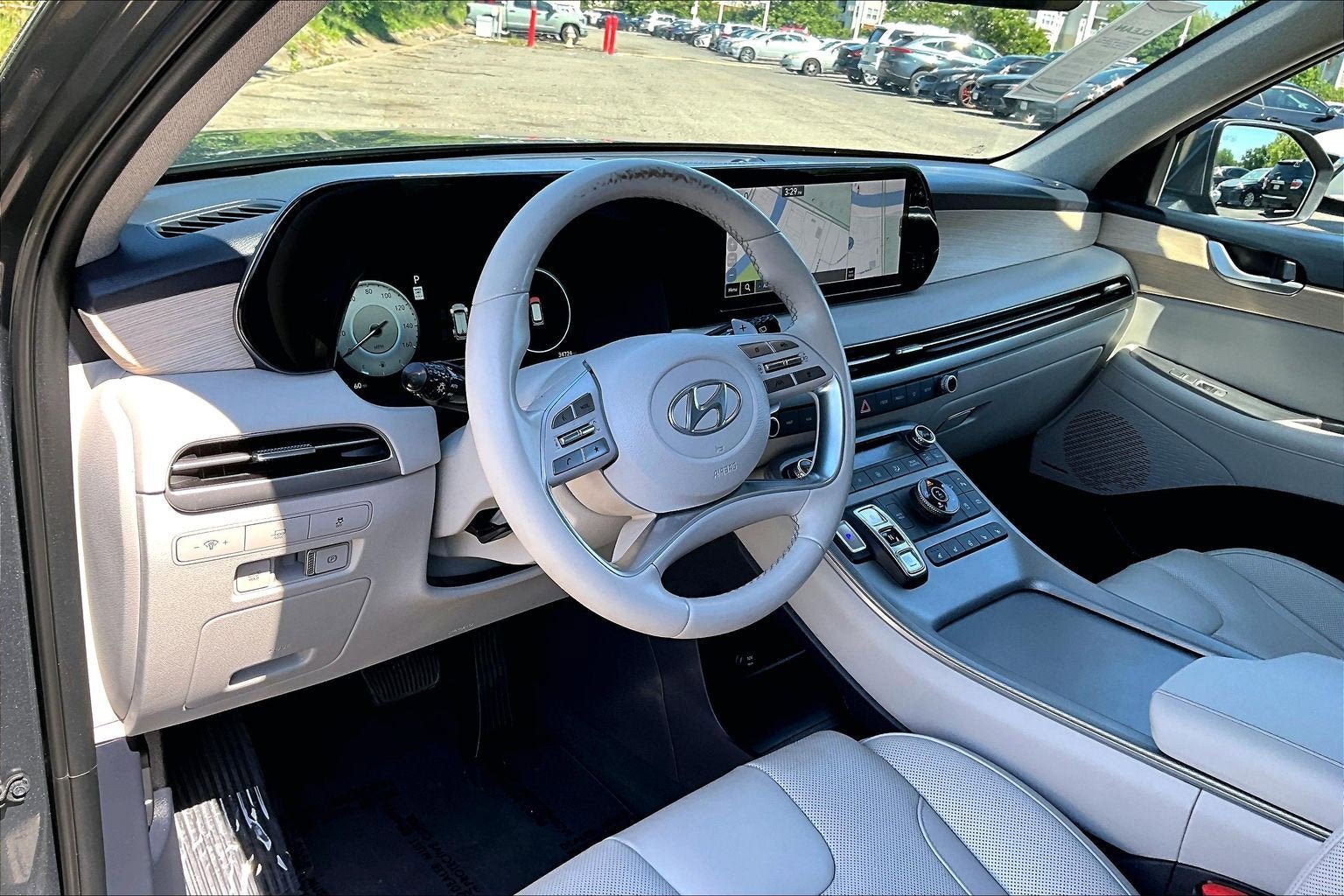 Used 2023 Hyundai Palisade Limited AWD/4WD image 11