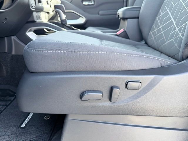 New 2026 Nissan Frontier SV w/ Tow Package image 21