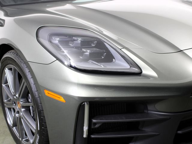 New 2026 Porsche Panamera 4 AWD/4WD image 11