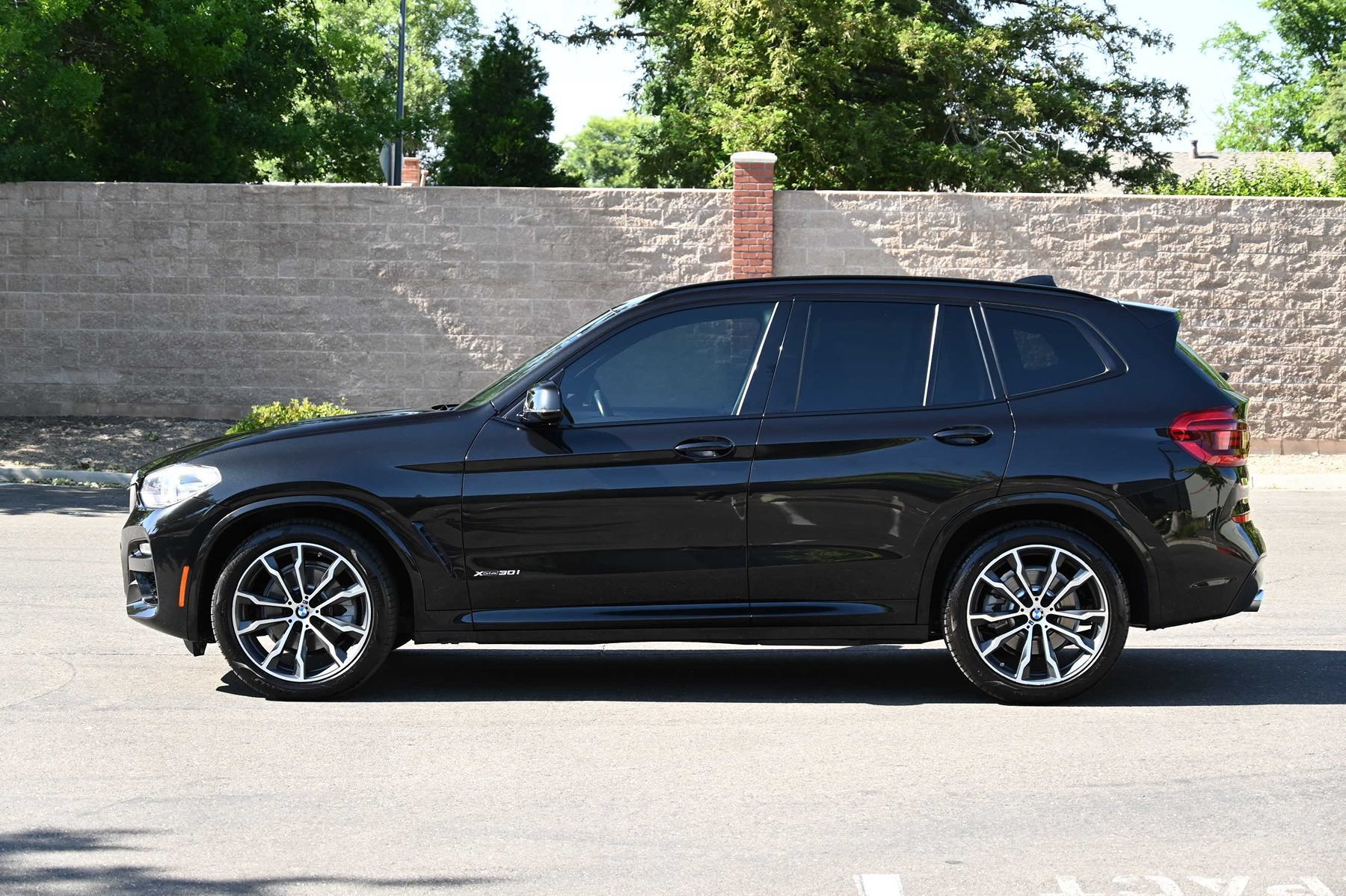 Used 2018 BMW X3 xDrive30i w/ M Sport Package AWD/4WD image 8