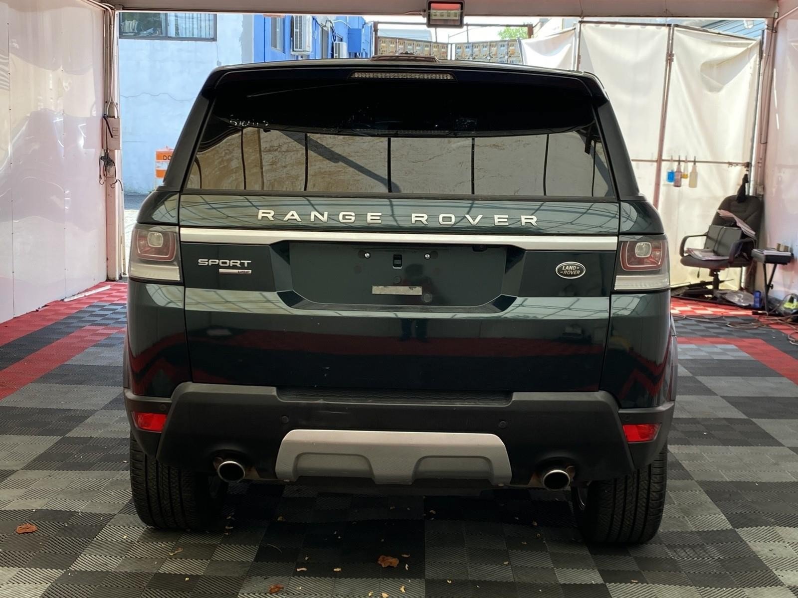 Used 2015 Land Rover Range Rover Sport HSE AWD/4WD image 5