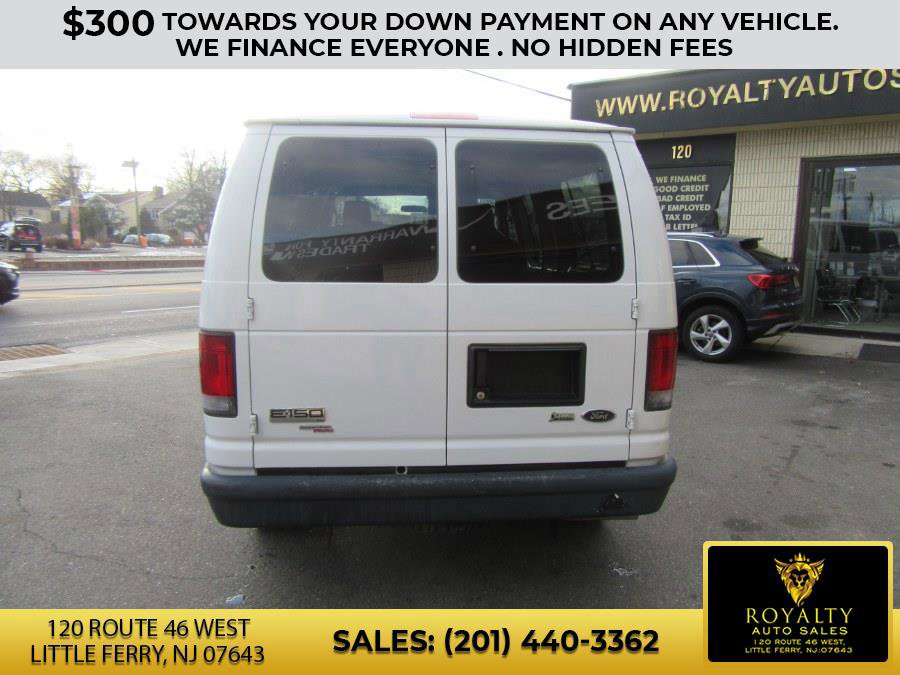 Used 2011 Ford E-150 and Econoline 150 E-150 XLT image 9
