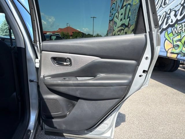 Used 2020 Nissan Murano SV FWD image 24