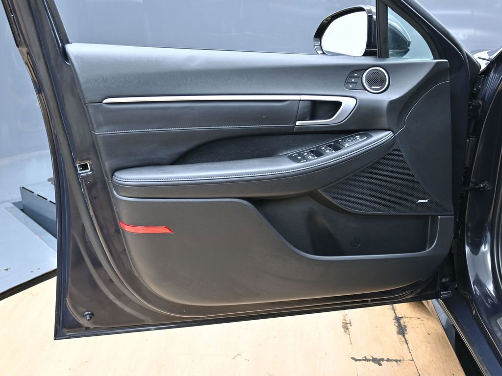Used 2025 Hyundai Sonata Limited FWD image 43