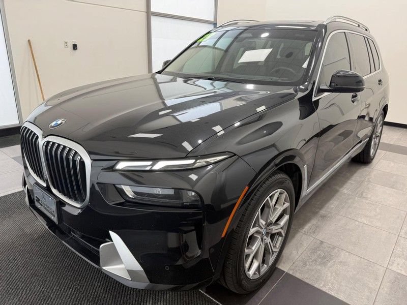 Used 2023 BMW X7 xDrive40i AWD/4WD image 6