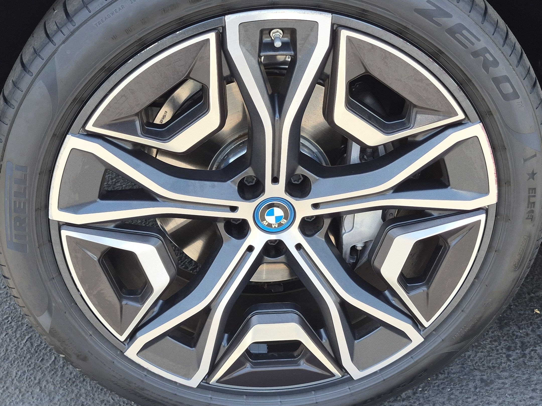 Certified 2024 BMW iX xDrive50 AWD/4WD image 13