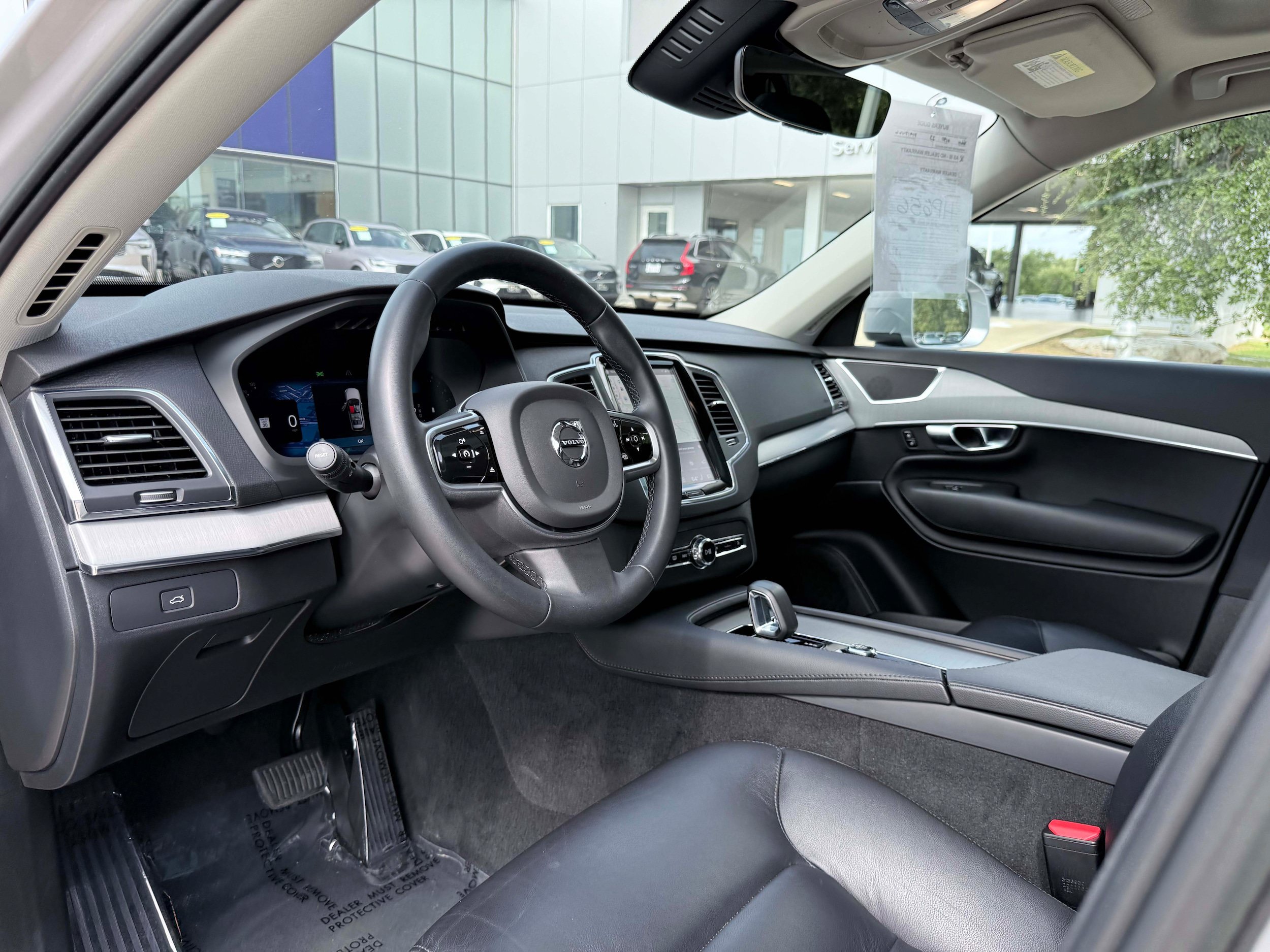 Certified 2023 Volvo XC90 B5 Core w/ Protection Package Premier AWD/4WD image 12