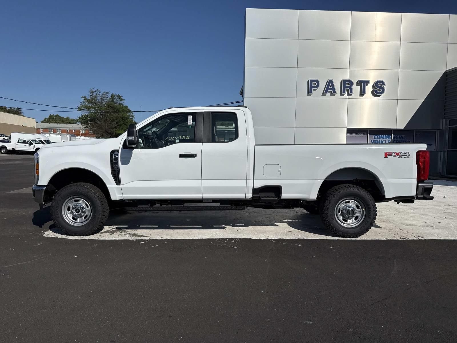 New 2026 Ford F250 XL w/ XL Off-Road Package AWD/4WD image 6