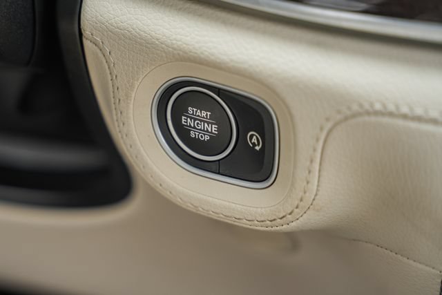 Certified 2024 Mercedes-Benz GLS 450 4MATIC image 30