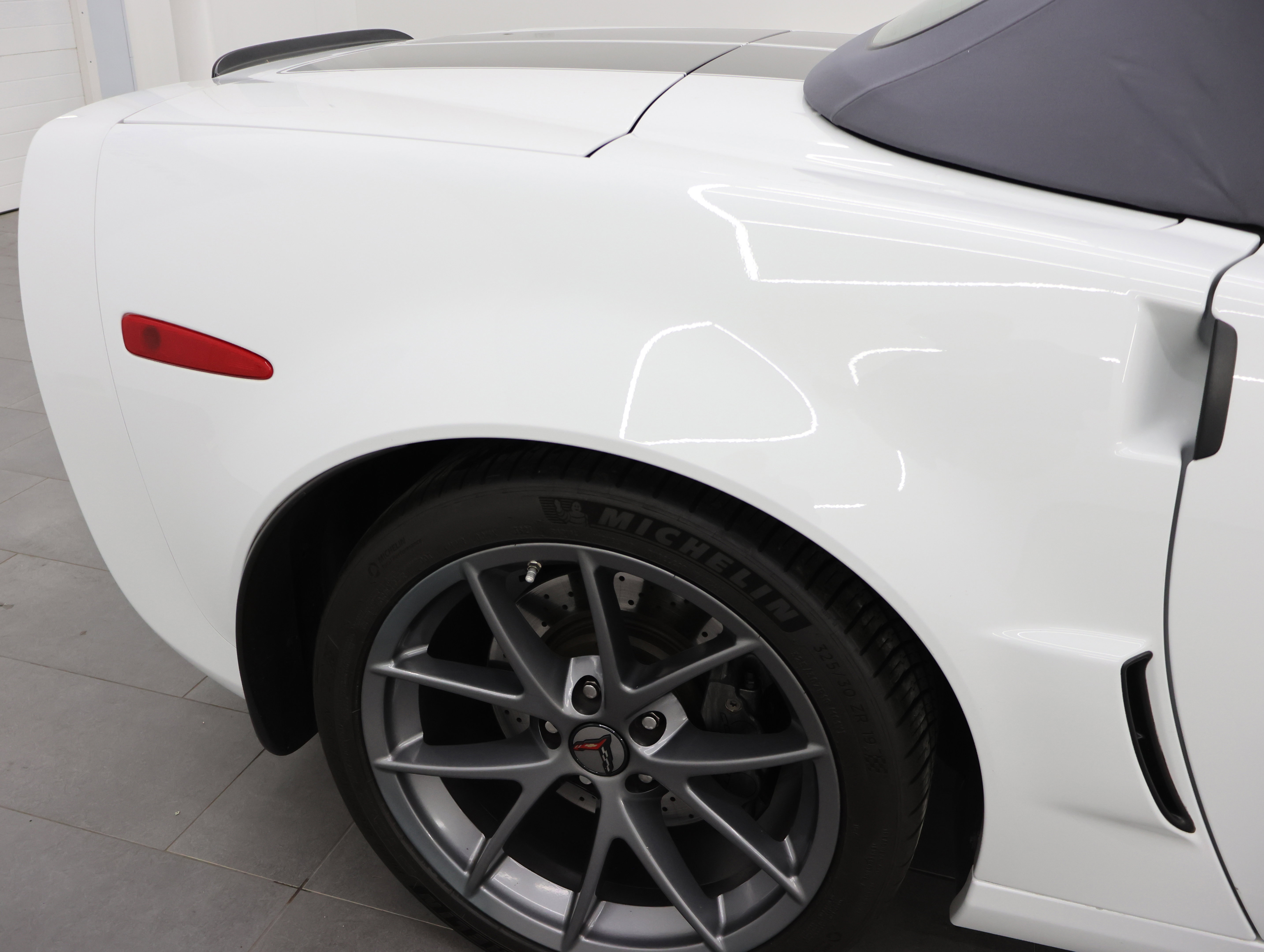 Used 2013 Chevrolet Corvette Grand Sport w/ 4LT Preferred Equipment Group RWD image 70
