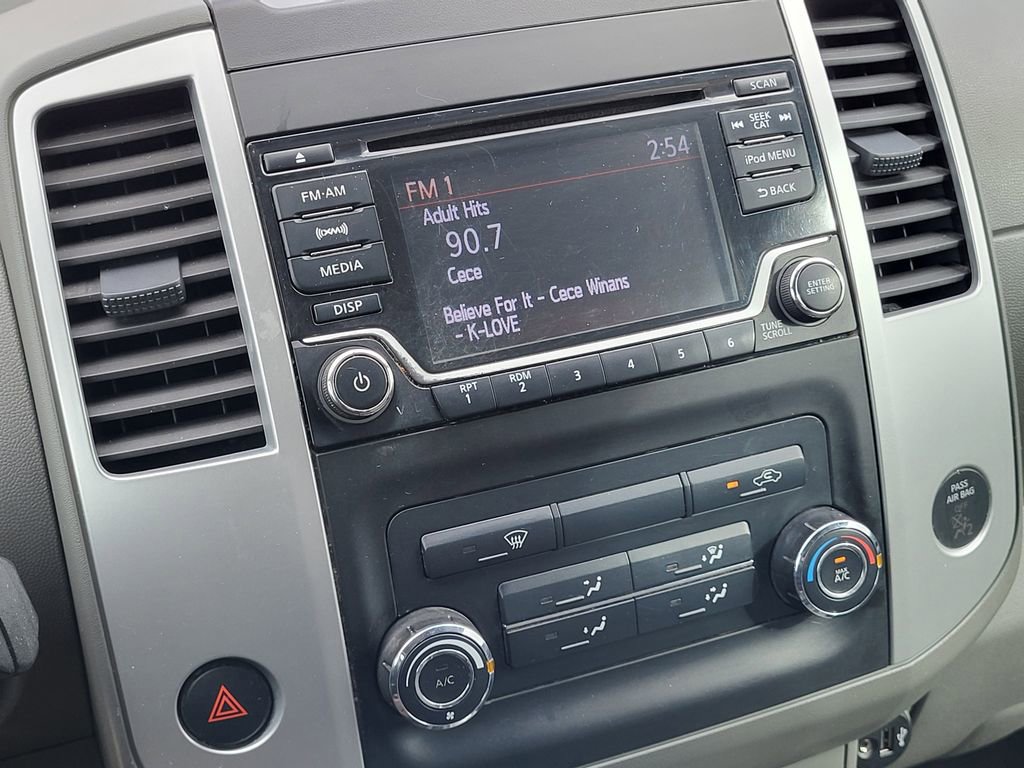 Used 2017 Nissan Frontier SV image 16