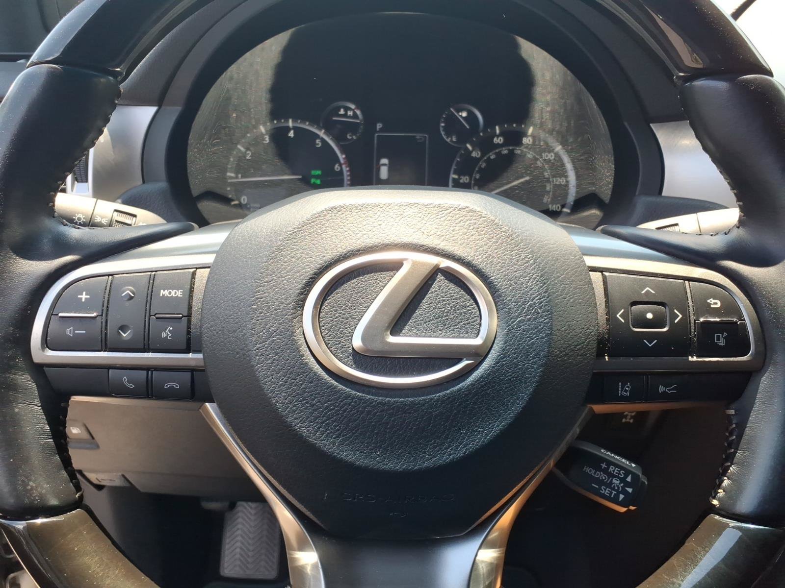 Certified 2022 Lexus GX 460 Premium w/ Premium Plus Package AWD/4WD image 9