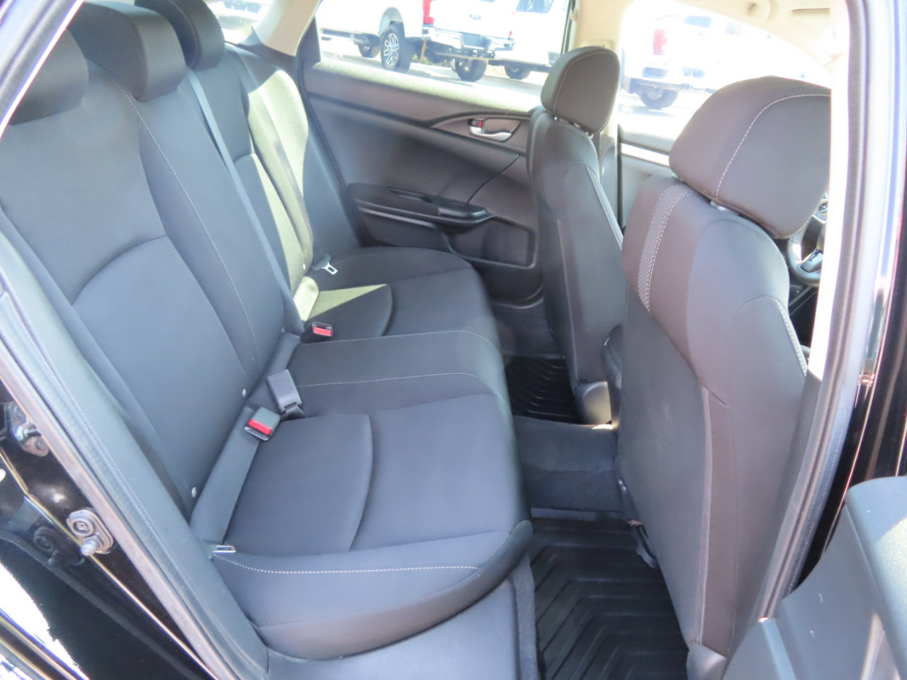 Used 2020 Honda Civic LX image 36