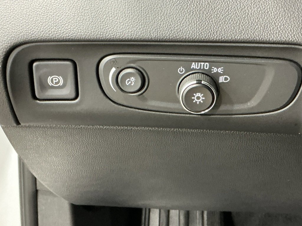 Used 2021 Buick Enclave Avenir w/ Avenir Technology Package image 22