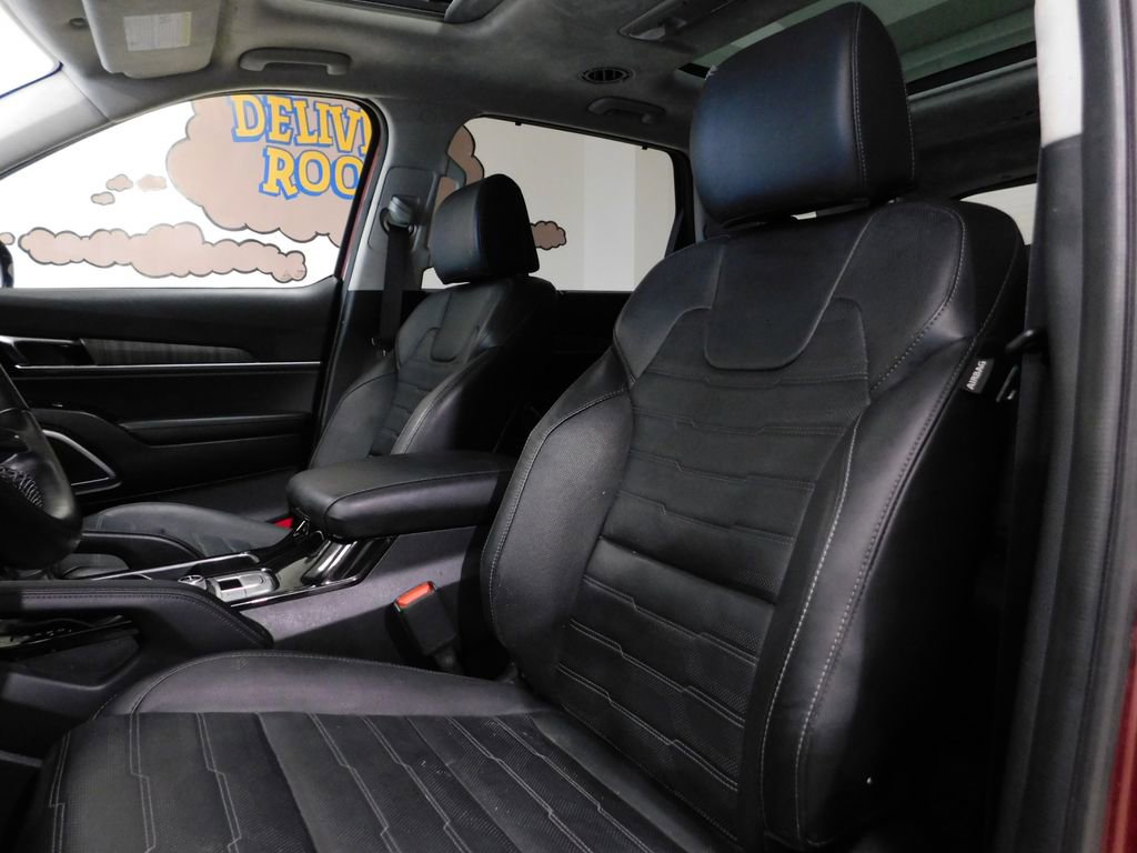 Used 2023 Kia Telluride SX X-Line image 35