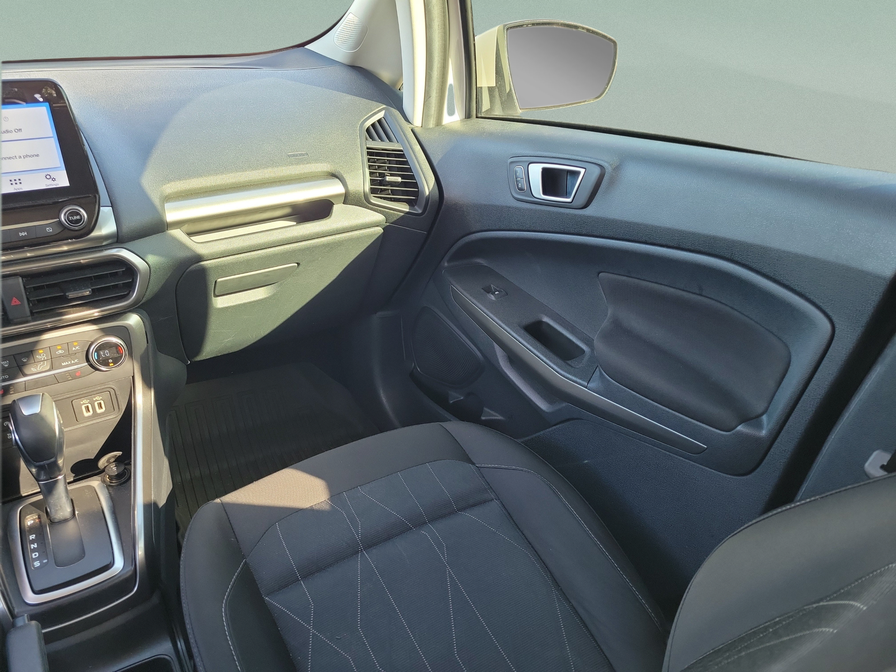 Used 2018 Ford EcoSport SE w/ SE Convenience Package FWD image 13