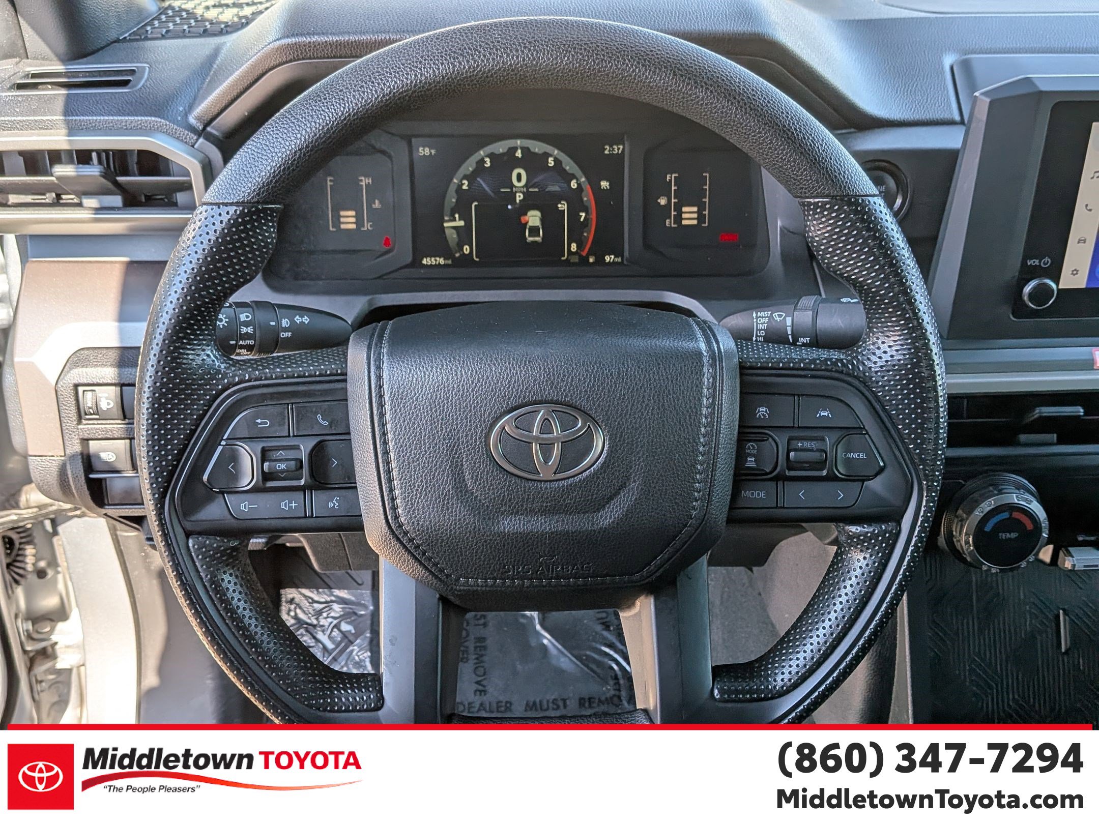 Certified 2024 Toyota Tacoma SR5 AWD/4WD image 17