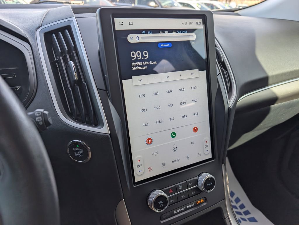 Used 2022 Ford Edge SEL w/ Convenience Package image 16