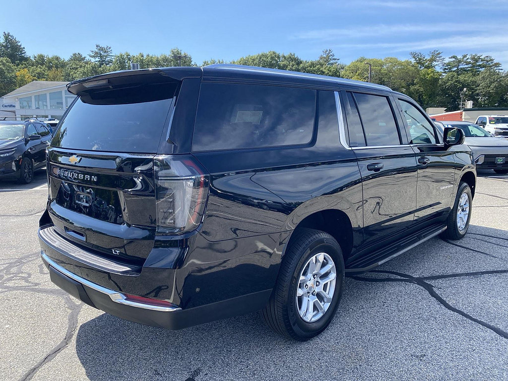 Certified 2026 Chevrolet Suburban LT w/ Comfort Package AWD/4WD image 8