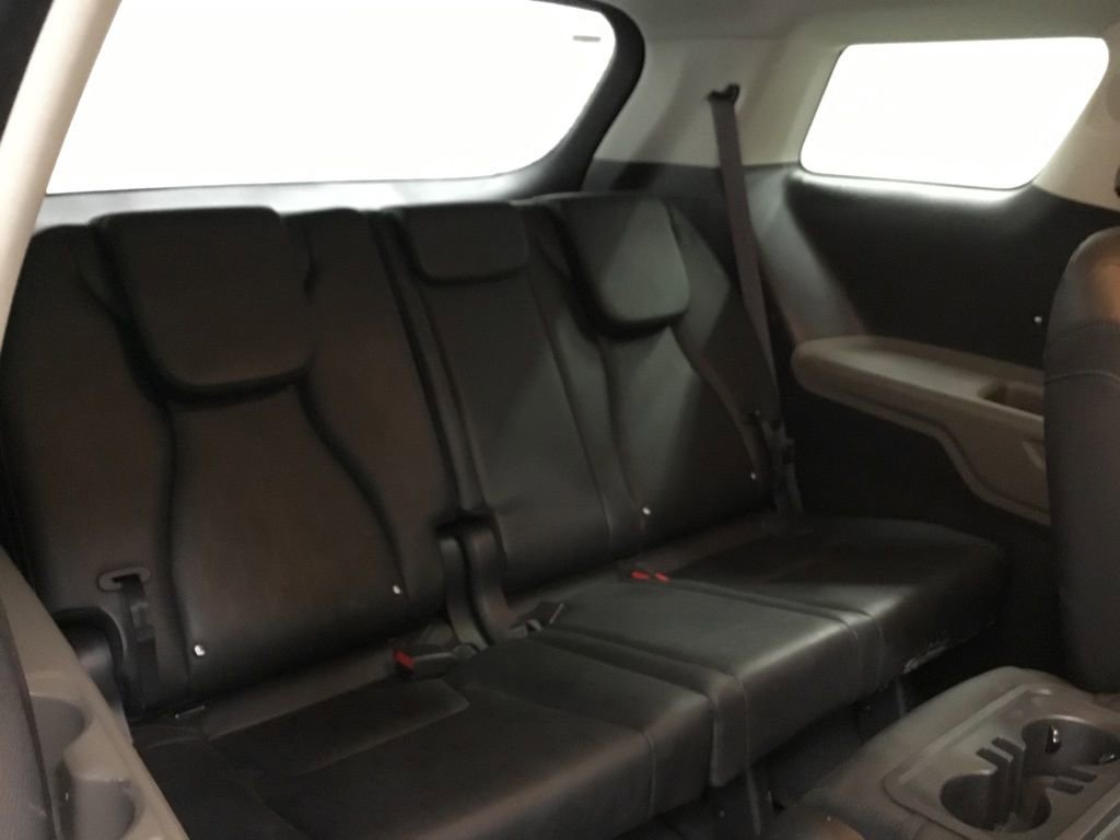 Used 2025 Kia Carnival image 18