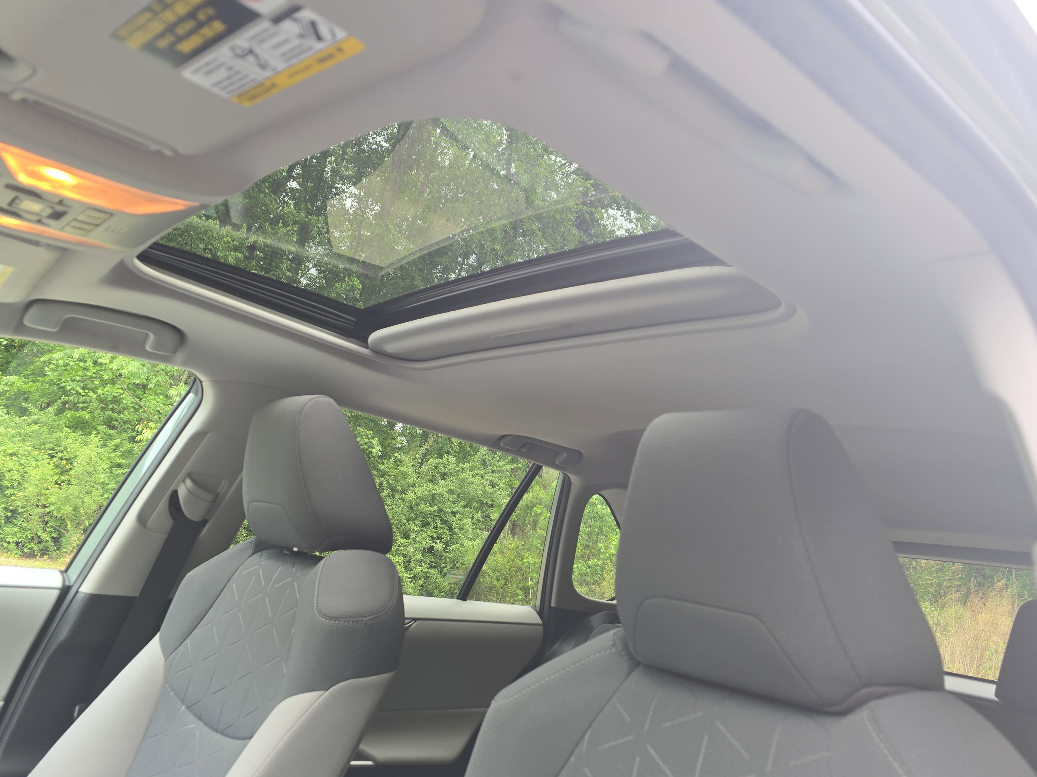 Used 2020 Toyota RAV4 XLE w/ Convenience Package AWD/4WD image 29