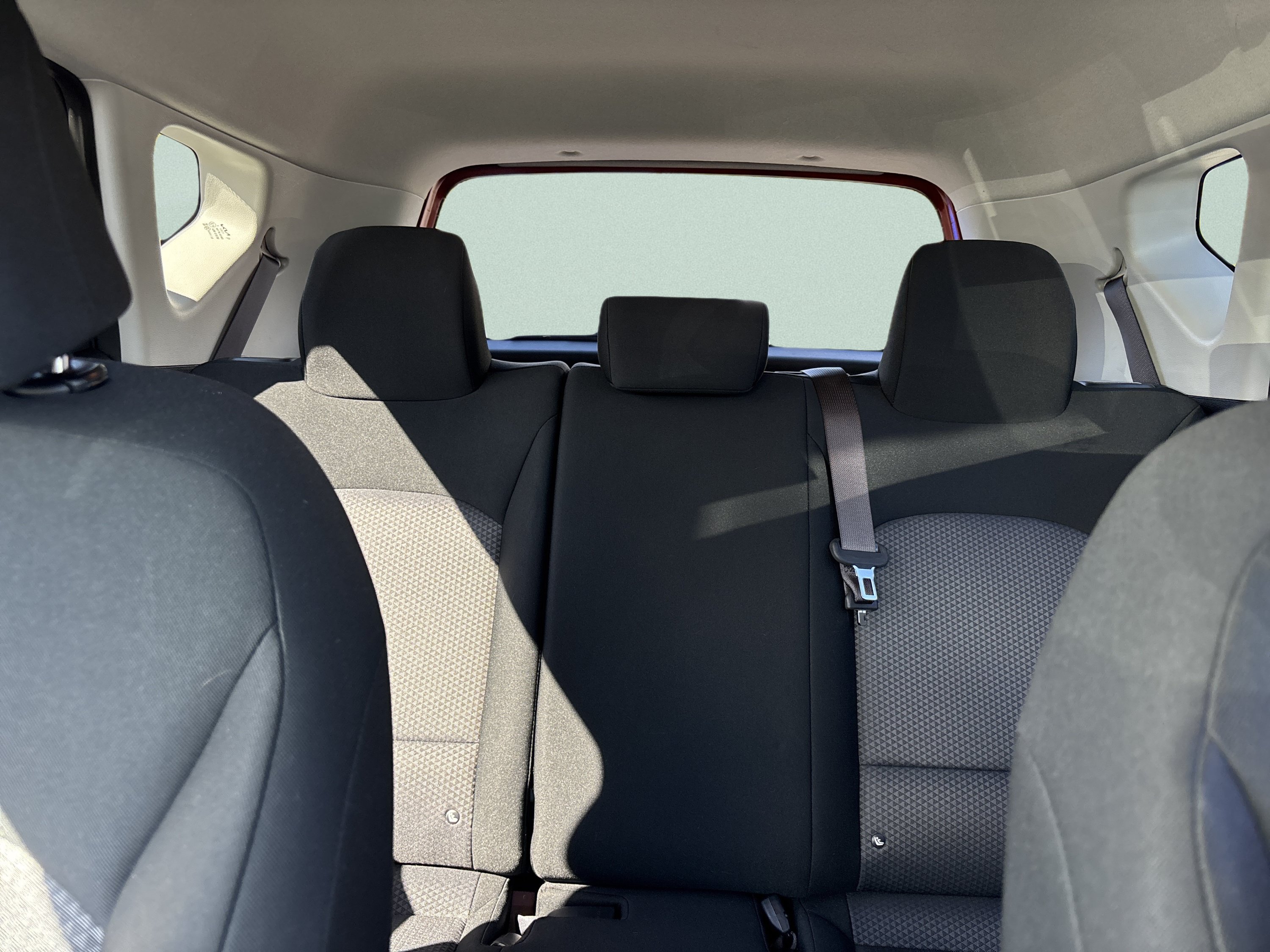 Used 2025 Kia Soul LX w/ LX Technology Package FWD image 13