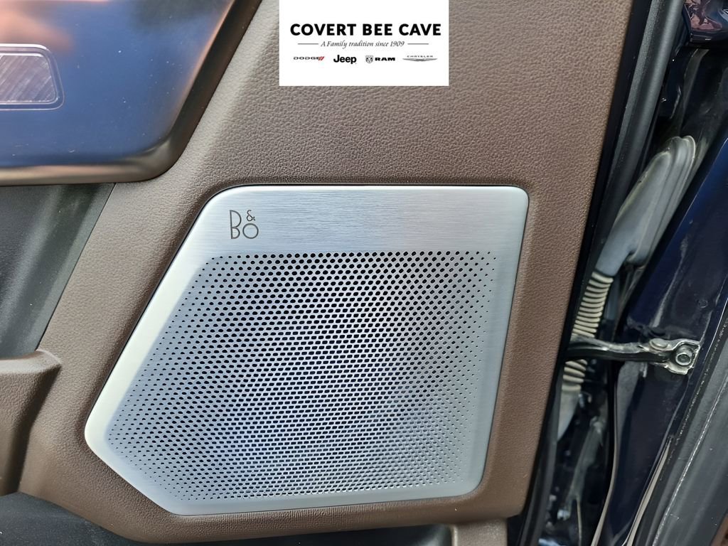 Used 2023 Ford F350 King Ranch w/ Chrome Package image 31