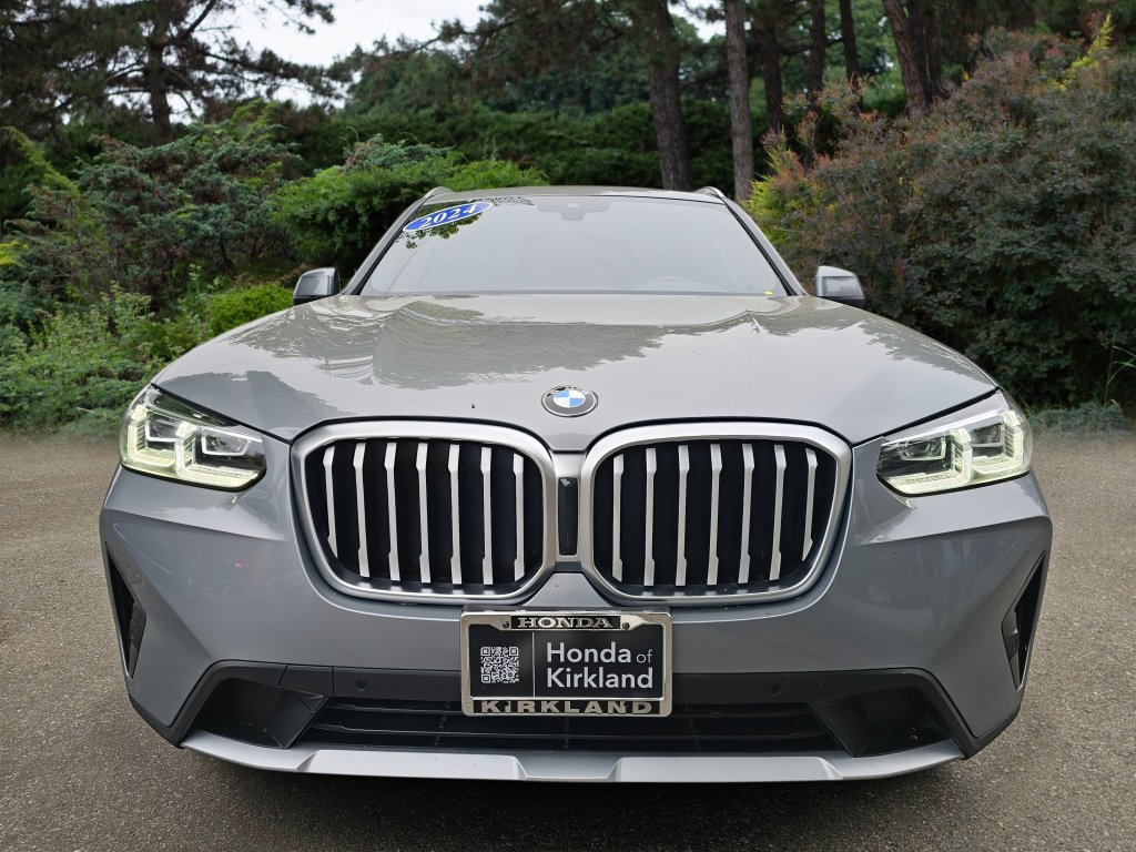 Used 2024 BMW X3 xDrive30i AWD/4WD image 2