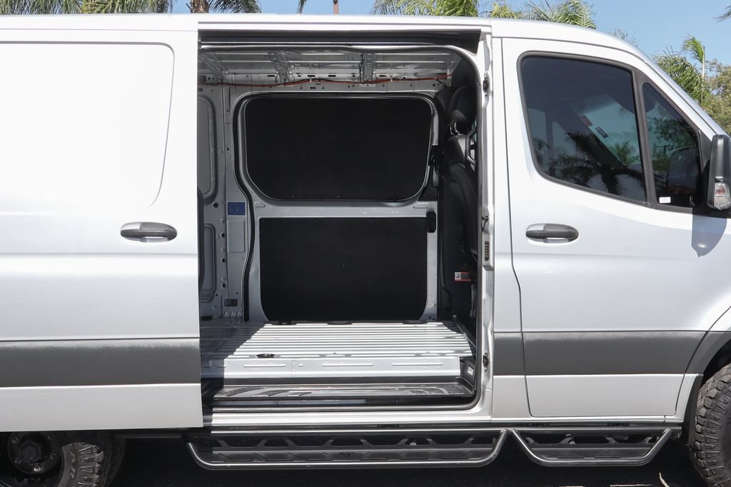 Used 2020 Mercedes-Benz Sprinter 3500 image 12