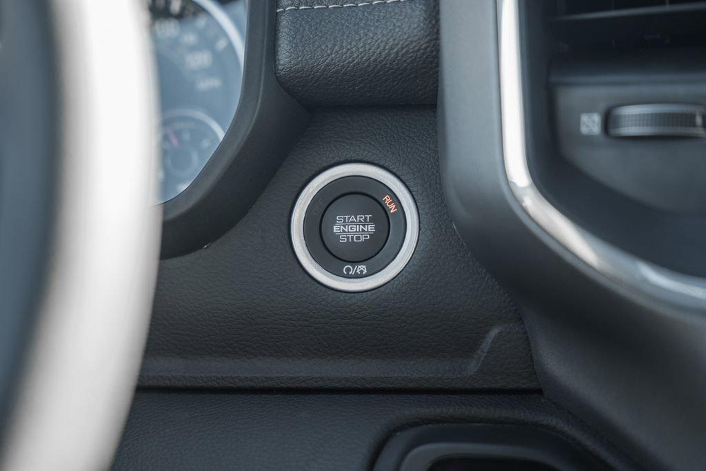 Used 2025 RAM 1500 Laramie image 28