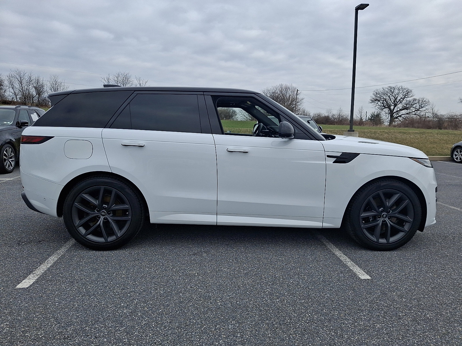 Used 2024 Land Rover Range Rover Sport Dynamic SE image 7