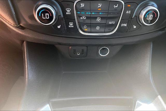 Used 2021 Chevrolet Traverse LT AWD/4WD image 32