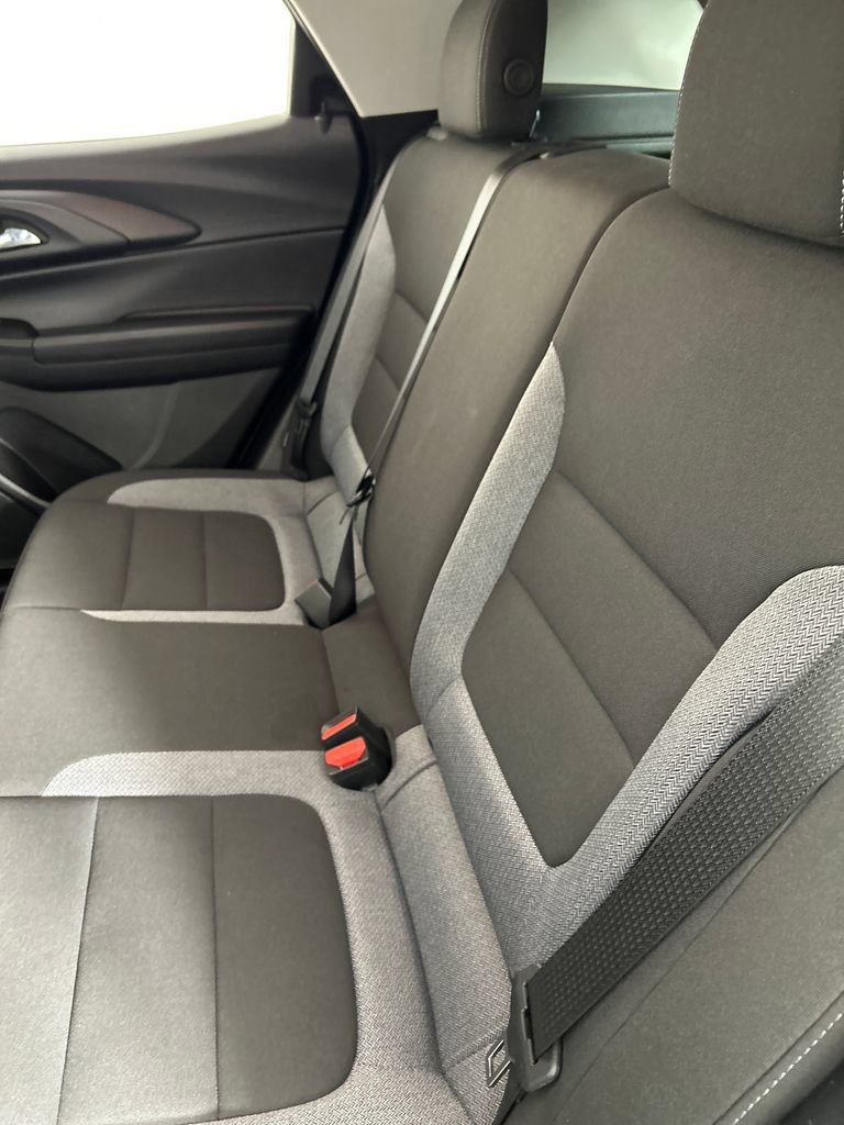 Used 2023 Chevrolet TrailBlazer LT w/ Convenience Package FWD image 17